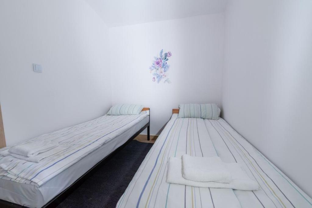 Wola Wielka - Domki Wygoda Nr2 Narol Extérieur photo